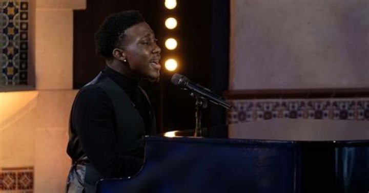 Who Is Deshawn Goncalves? 5 Things About The ‘American Idol’ Singer – Hollywood Life