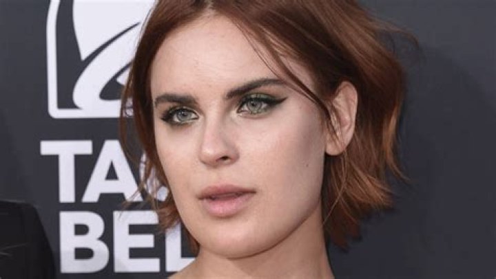 5 Things On Tallulah Willis’ Fiance – Hollywood Life