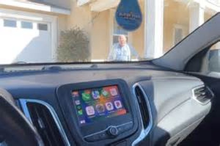 5 Things On Peloton Instructor In ‘And Just Like That…’ – Hollywood Life