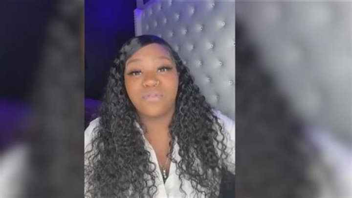 Who Is Kaylin Roberson? About The ‘American Idol’ Season 20 Singer – Hollywood Life