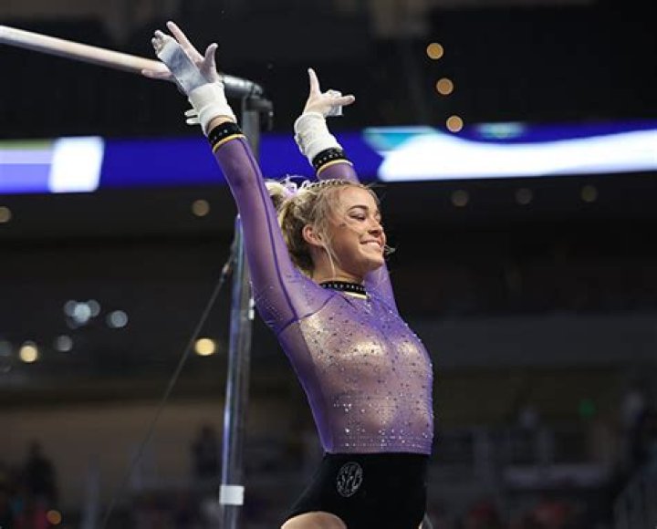 Who Is Livvy Dunne? 5 Things to Know About the Gymnast – Hollywood Life