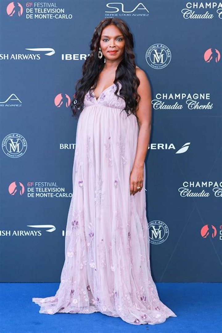 Who Is Marlyne Barrett? Five Things On Actress With Cancer – Hollywood Life