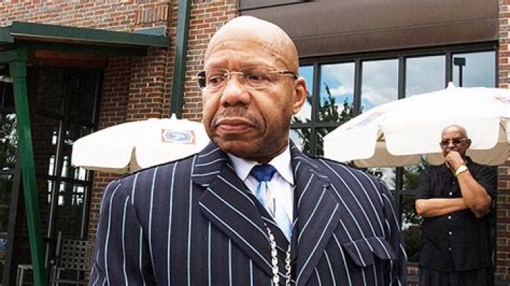 5 Facts On Pastor Giving Aretha’s Eulogy – Hollywood Life