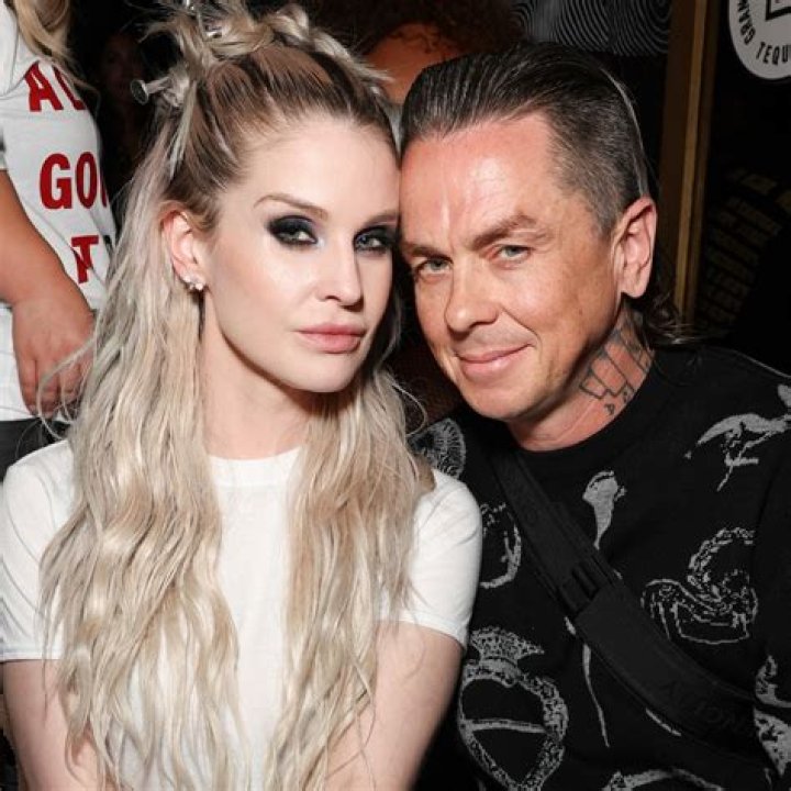 Sid Wilson: 5 Things to Know About Kelly Osbourne’s Musician Boyfriend