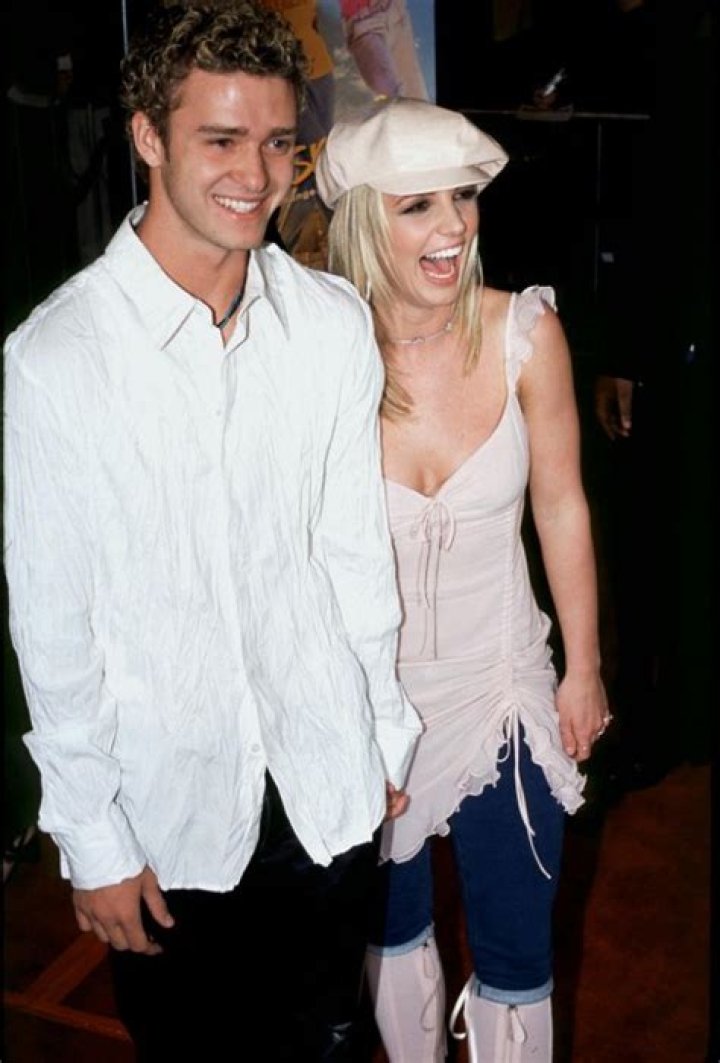 See Photos Of The Nastiest Breakups – Hollywood Life