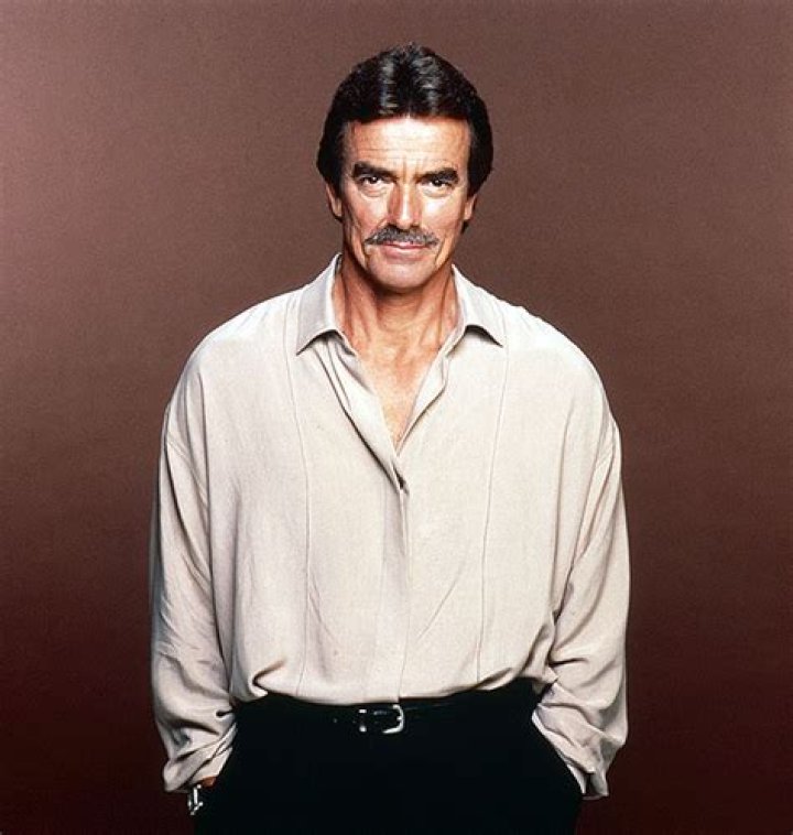 ‘Young & Restless’ Eric Braeden Reveals Cancer Diagnosis: Video – Hollywood Life