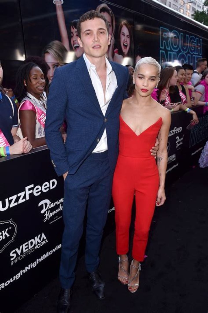 Zoe Kravitz & Karl Glusman — Photos Of The Couple