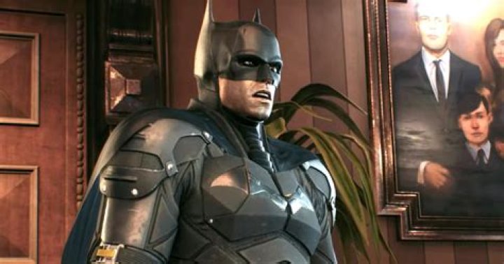 Zoe Kravitz Reveals Why Robert Pattinson Is ‘Perfect’ As Batman While Gushing Over How ‘Good’ He Looks ‘In The Suit’