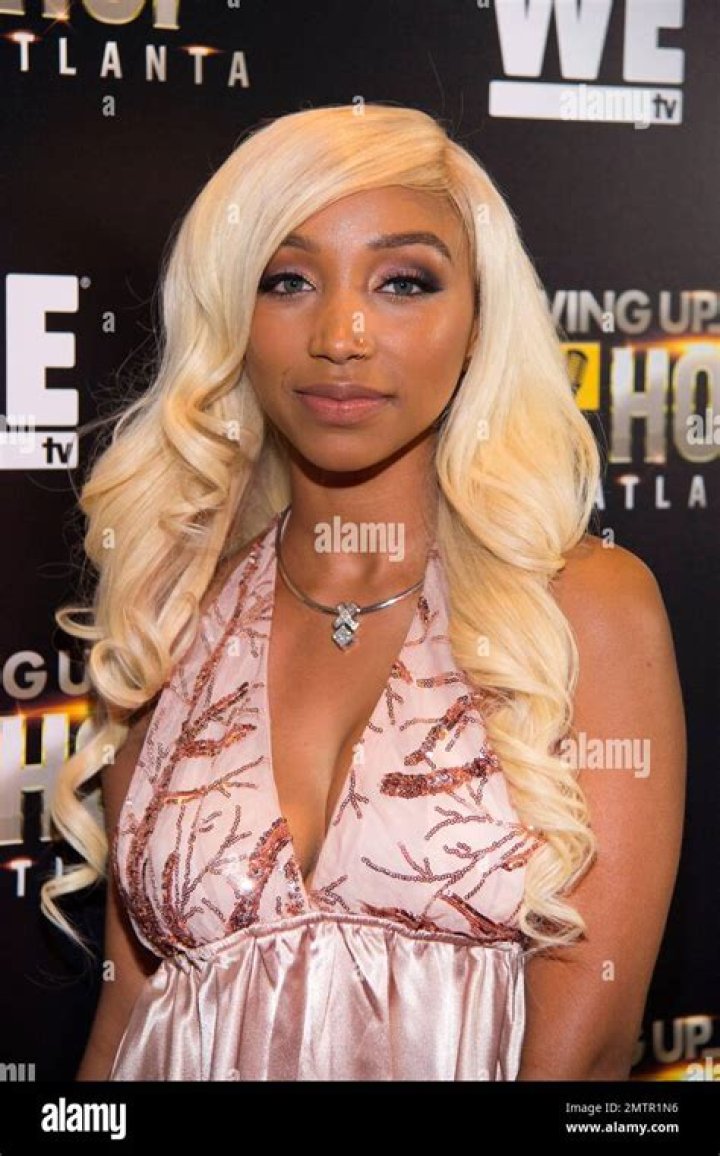 Zonnique Pullins Reveals The Hilarious (& Oh So Relatable) Fear She Had While Giving Birth – Listen